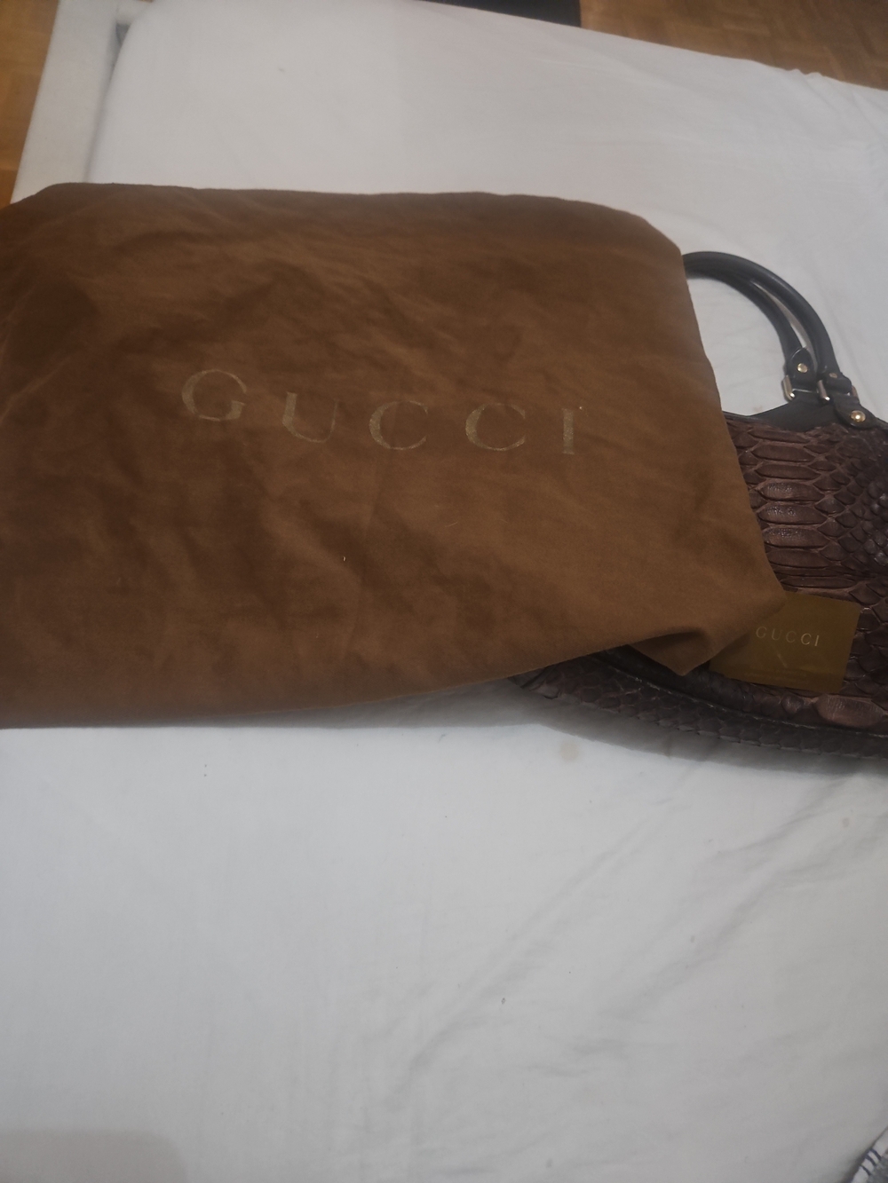 LIMITED EDITION GUCCI SUKEY TOTE